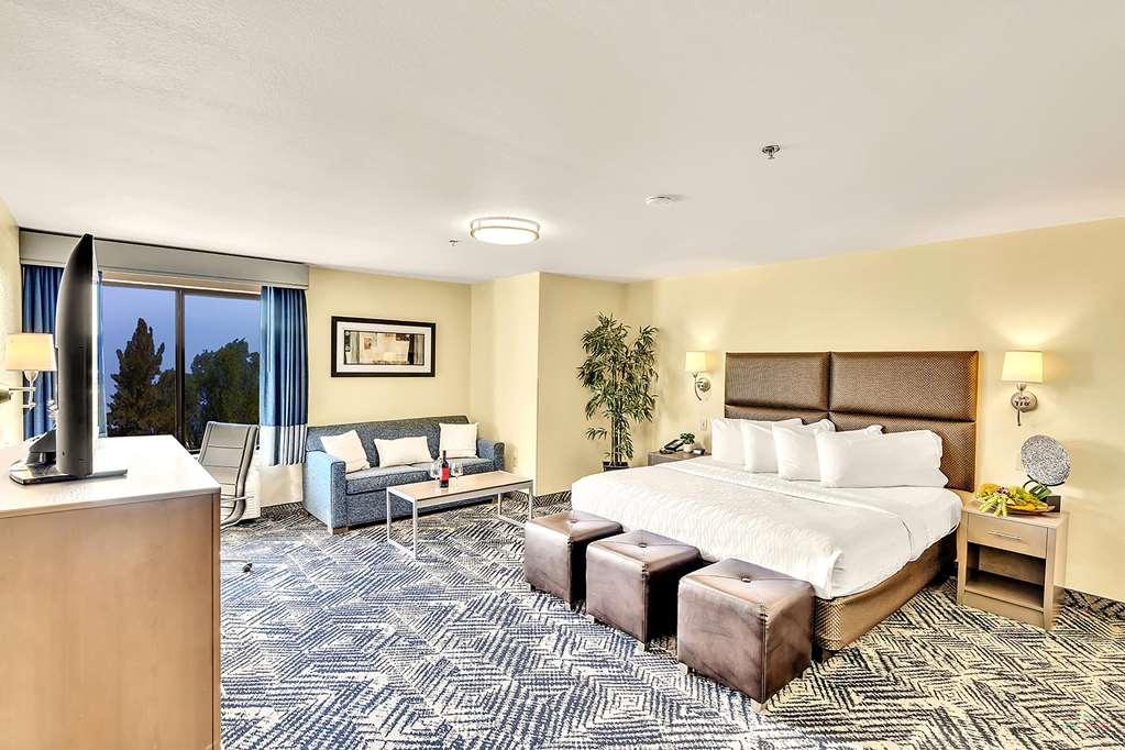 Western Flower Mound 3*