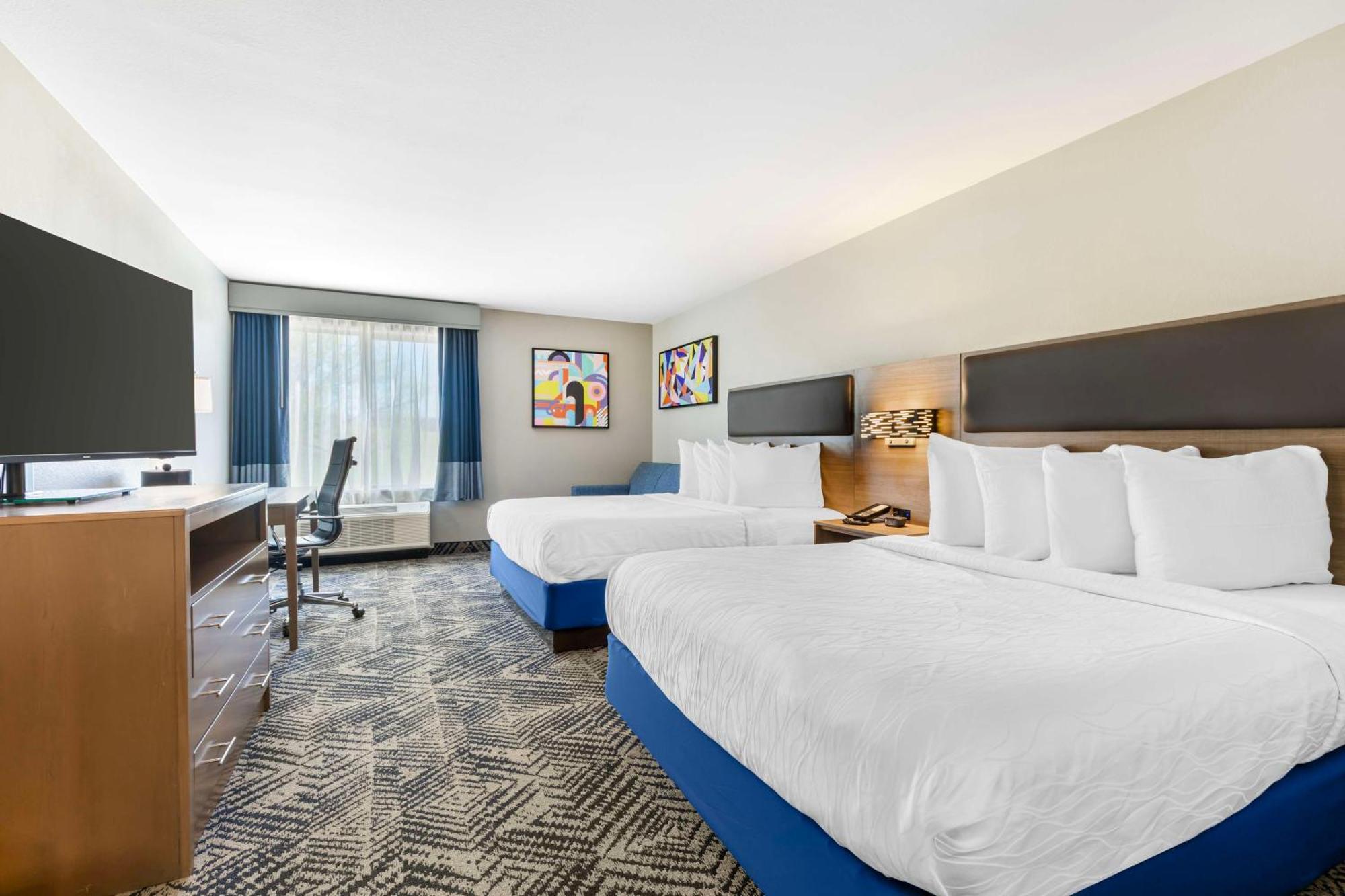 Western Flower Mound Hotel