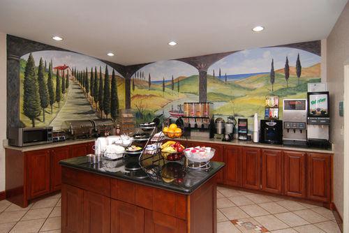 Western Flower Mound Hotel 3*